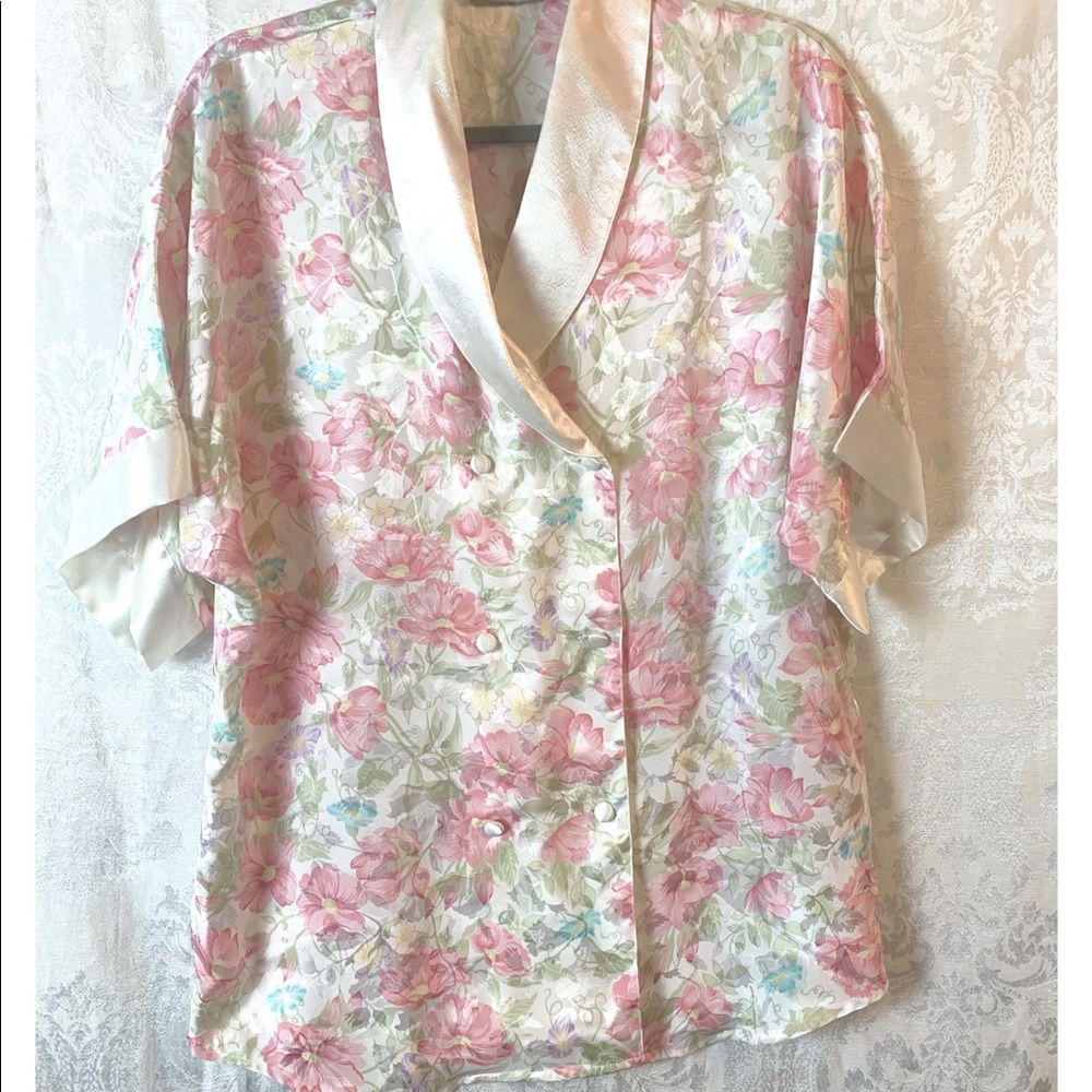 Vintage floral kimono